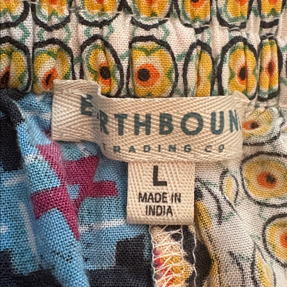 Earthbound Patchwork Shorts Side Pockets Elastic … - image 5